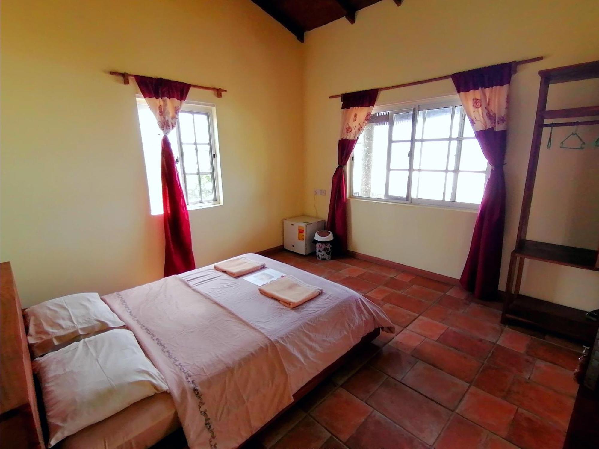 Afro Beach Eco Resort Butre Zimmer foto
