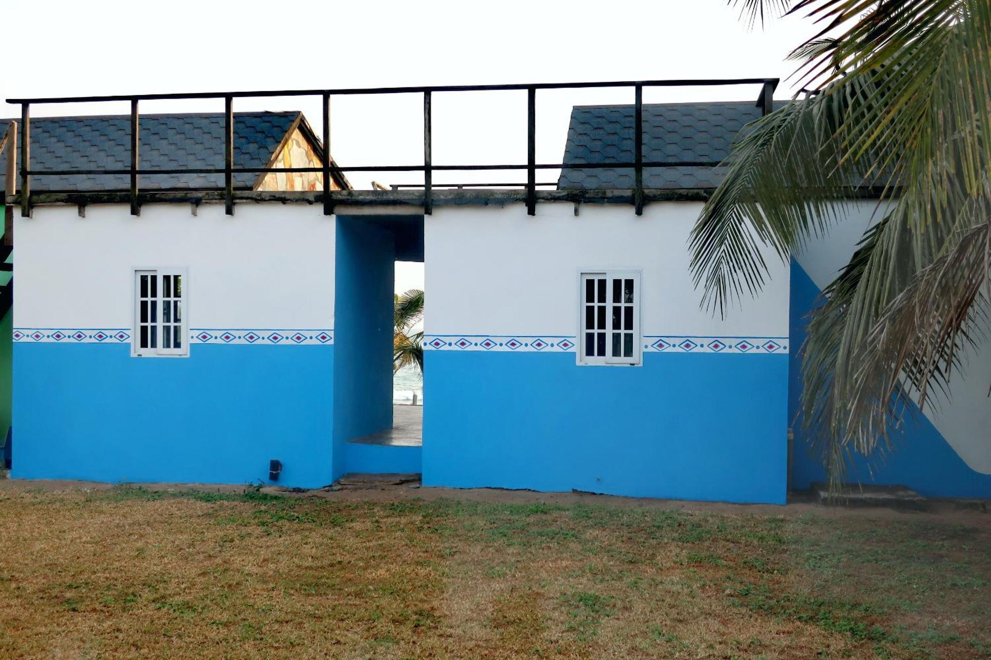 Afro Beach Eco Resort Butre Zimmer foto