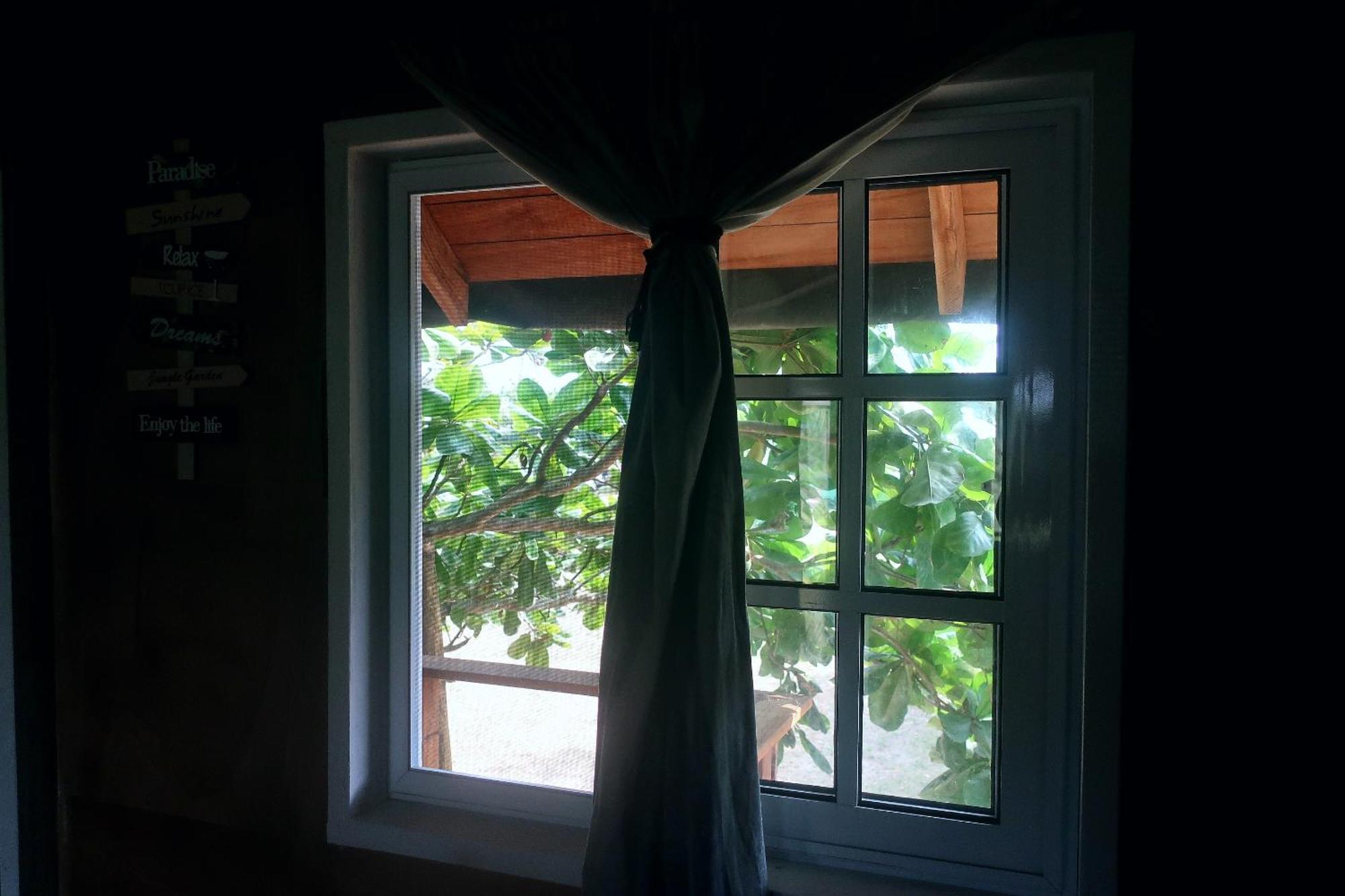 Afro Beach Eco Resort Butre Zimmer foto