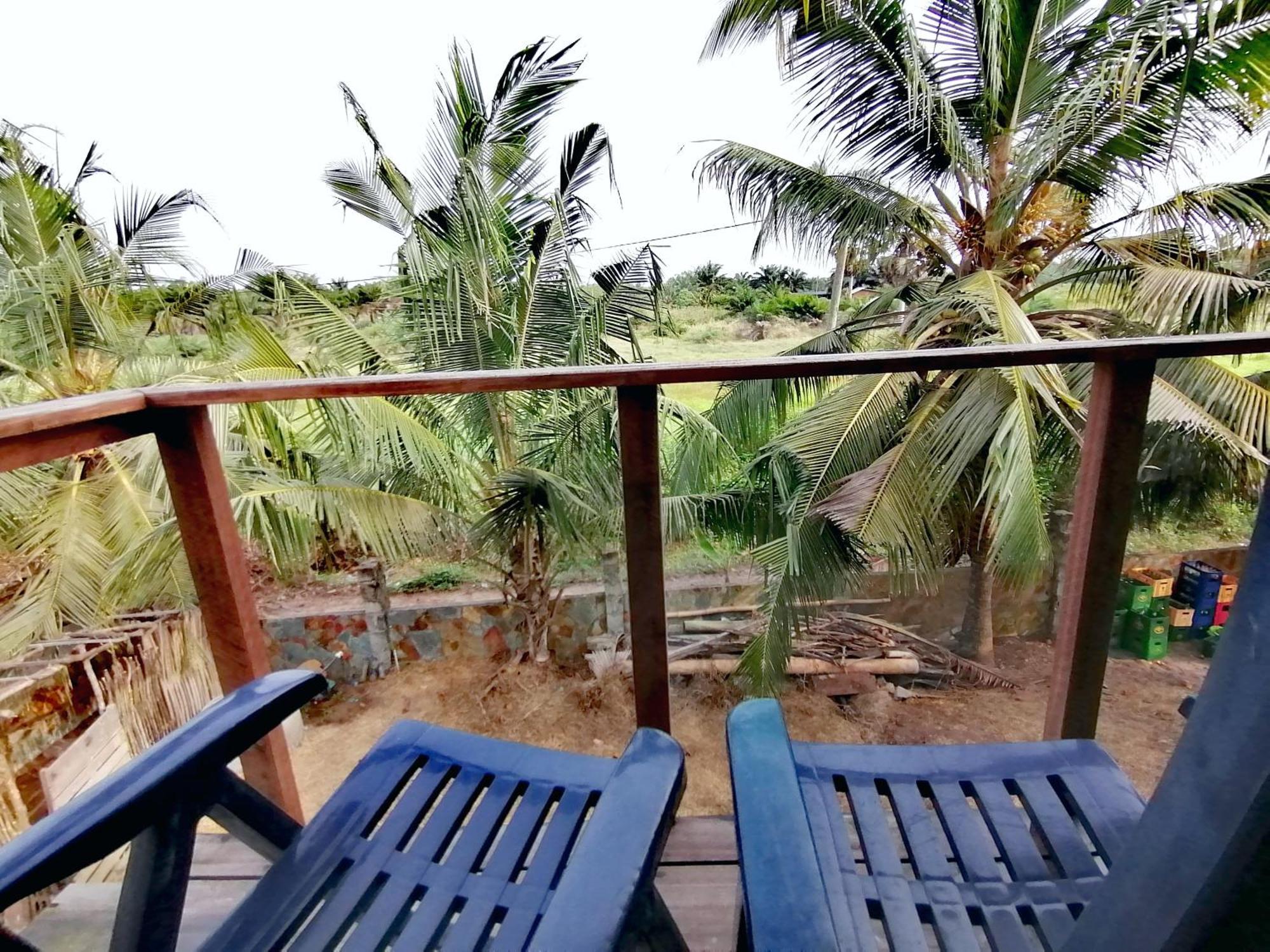 Afro Beach Eco Resort Butre Zimmer foto